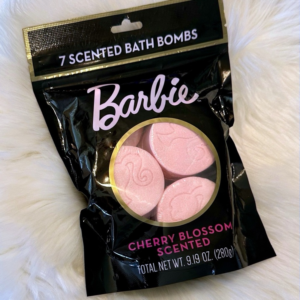 Barbie Pink Cherry Blossom Scented Bath Bombs - Set of 7